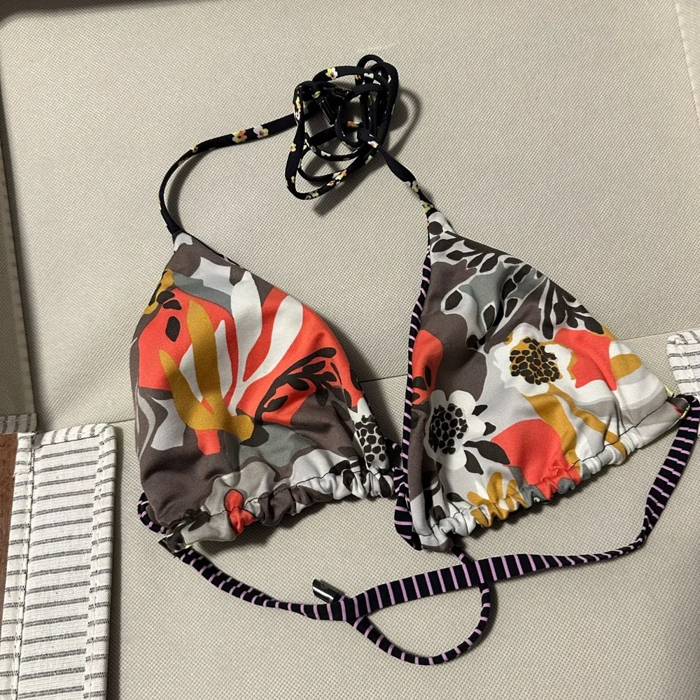 NWOT Sz XL- Maaji Top only